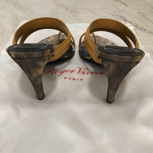 Beautiful Authentic Roger Vivier Heels - Picture 11 of 11